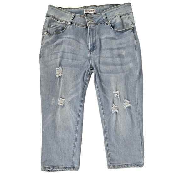 Sandpiper Women's Capri Jeans Size 14 Distressed Denim Built-In Butt Lift - Picture 1 of 4